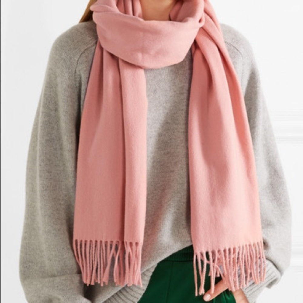 NWT Acne Studios Canada Wool Pale Pink Scarf